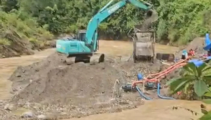 Wapsalit Terancam Banjir Akibat Ulah Aktivitas Alat Berat.Polres Buru Kalah Lawan Mafia Lingkungan.